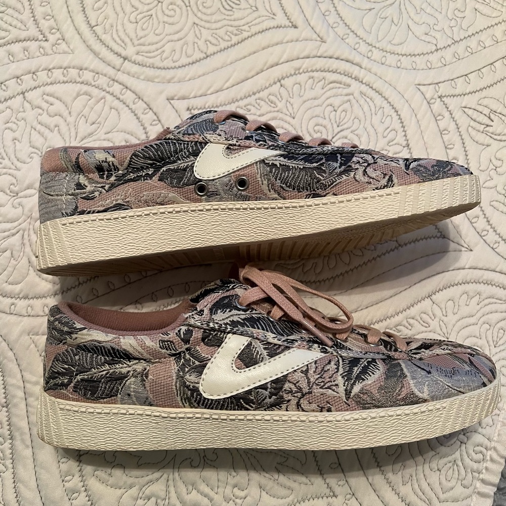Tretorn Sneakers - Women’s